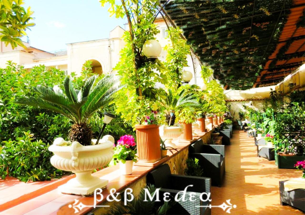 Bed & Breakfast Medea Napoli Bagian luar foto