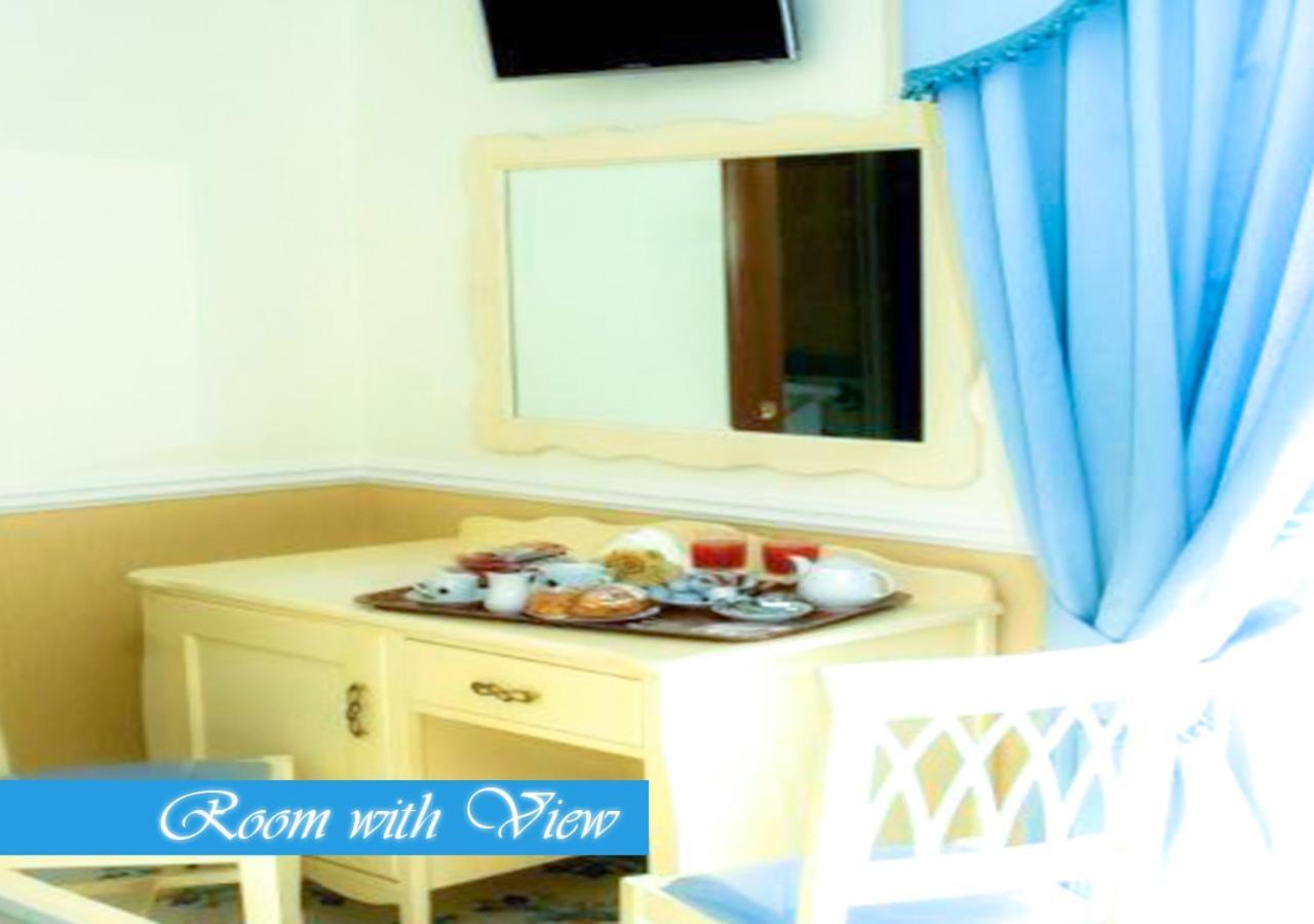 Bed & Breakfast Medea Napoli Bagian luar foto