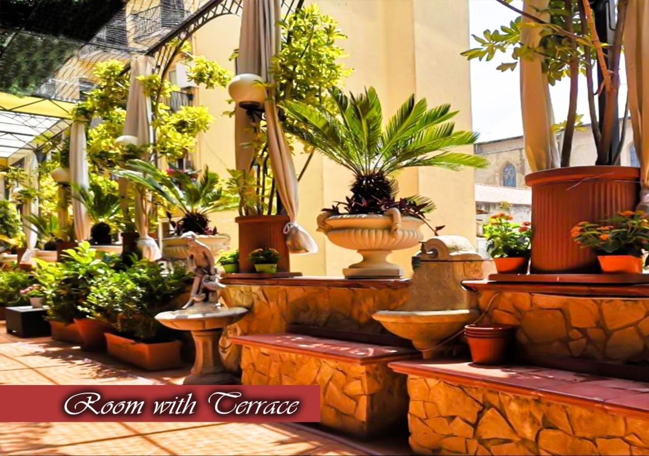Bed & Breakfast Medea Napoli Bagian luar foto