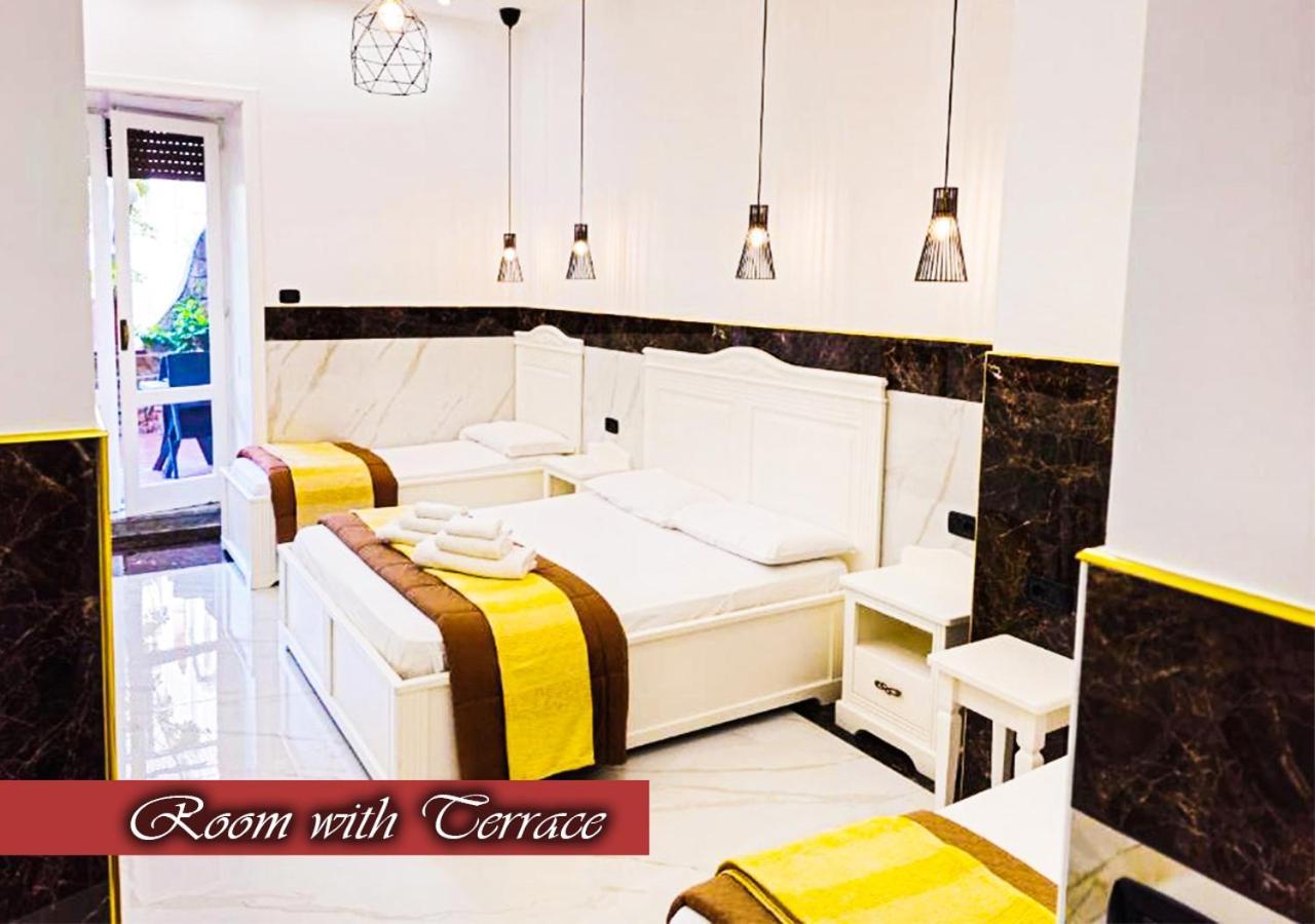 Bed & Breakfast Medea Napoli Bagian luar foto