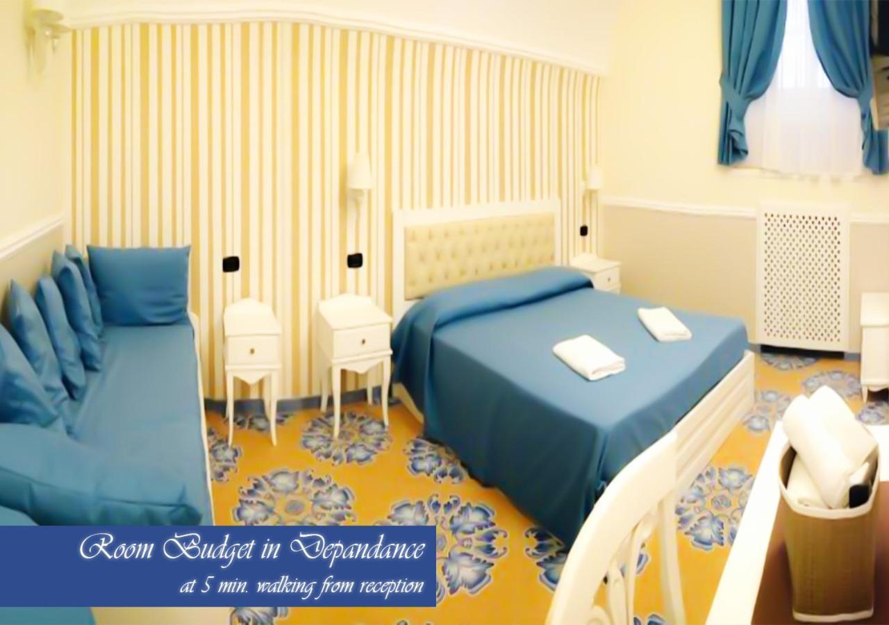 Bed & Breakfast Medea Napoli Bagian luar foto