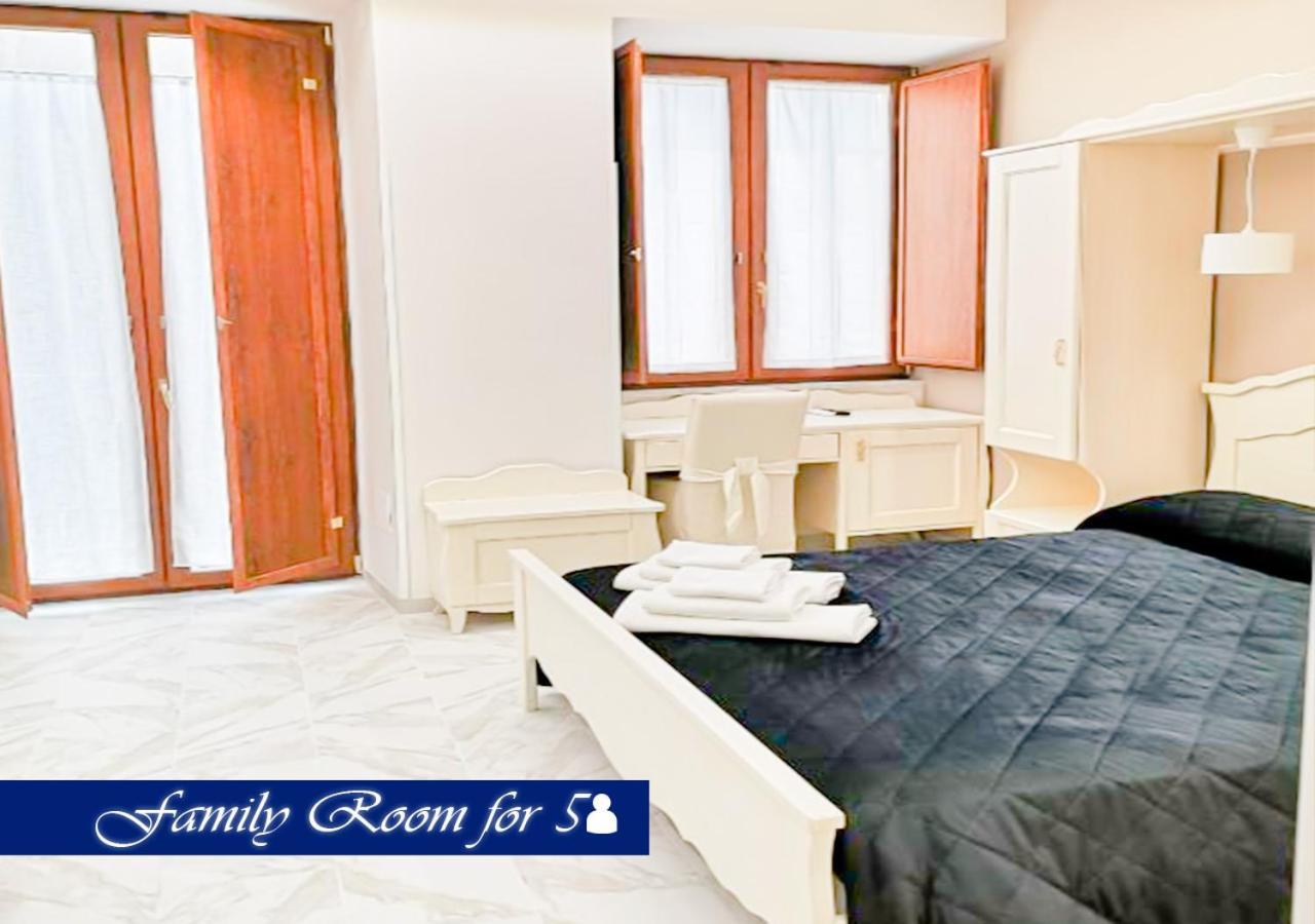 Bed & Breakfast Medea Napoli Bagian luar foto