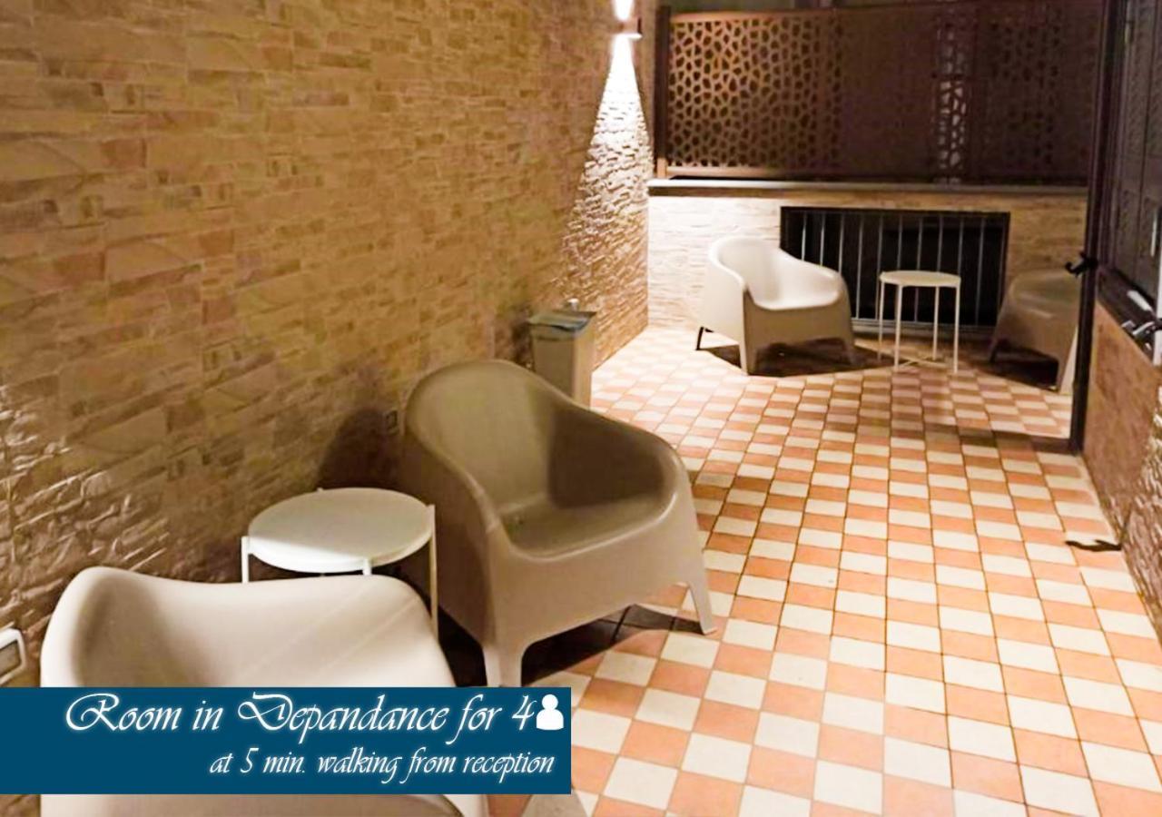 Bed & Breakfast Medea Napoli Bagian luar foto